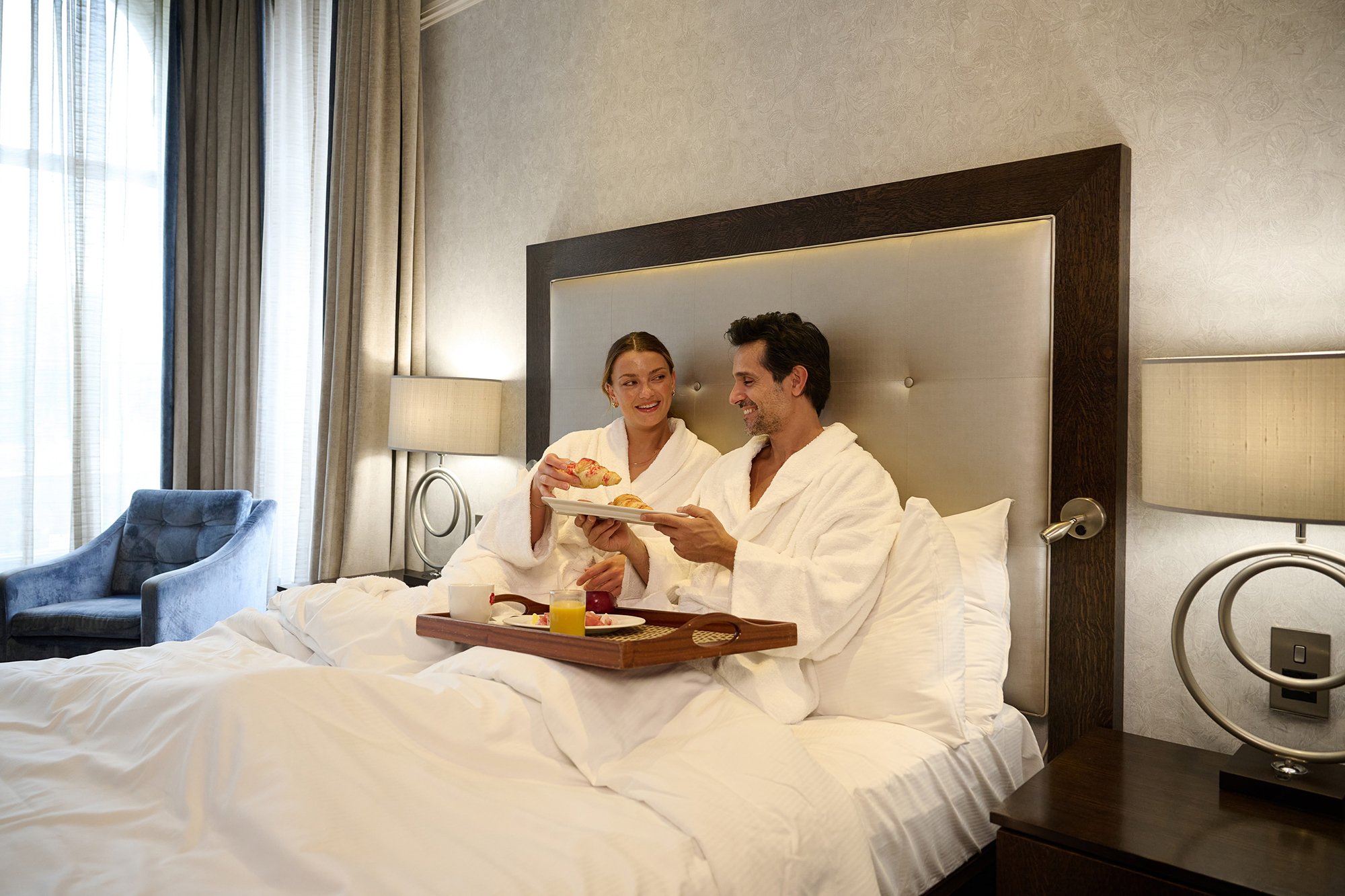 Couple In Bed_00193 (2)